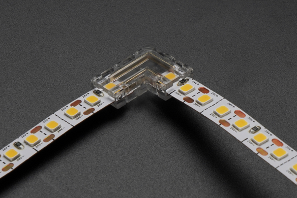 Разъем угловой без спаивания COLORS 5MM-2P (CBBL205-DFTA)